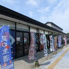 小さなお店が集まる観光市場。でも侮ってはいけないよ