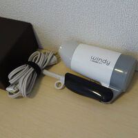 ドライヤーの風力が弱く、髪を乾かすのにかなり時間がかかった。