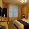 部屋は広いです