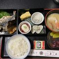 畳敷温泉と重箱入り朝ごはん
