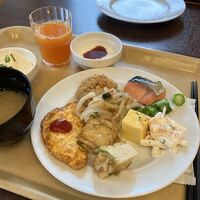 朝食ブッフェ～無料なり