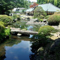 駅前にある入場無料の日本庭園