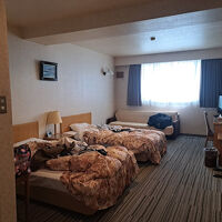 お部屋広いです