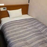 たっぷりとしたベッド