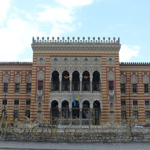 サラエボ シティ ホール