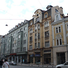 フェルハディヤ通り