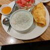 朝ごはんもちゃんとついてる