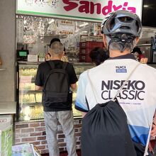 日本人客ばかり…