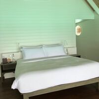 快適なベッドと枕