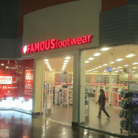 FAMOUS footwear (GPO店)