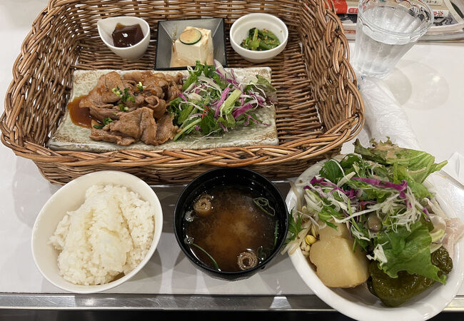 奈良のうまいものプラザ 古都華