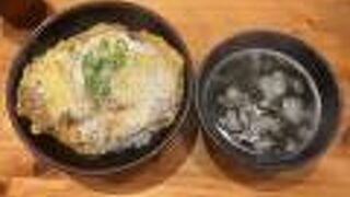 かつ丼 吉兵衛 なんば道具屋筋店