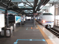 特急 サンダーバード