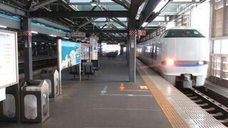 特急 サンダーバード