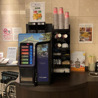 ロビーにあるフリードリンク