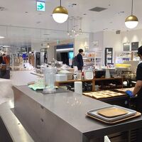 伊勢丹 羽田ストア (レディス) ターミナル1