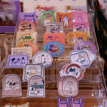 お土産コーナー：台湾面白グッズがいろいろ