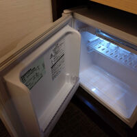 冷蔵庫は空です