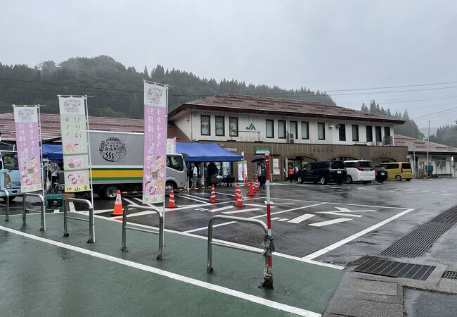 会津川口駅