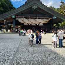 本殿　奥にあります