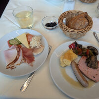 朝食はビュッフェスタイルです