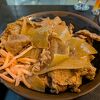 日本の牛飯にかなり近い、カレーは日本風が味わえる