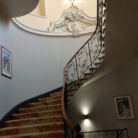 内装はアールヌーボー調で、とてもいい雰囲気です