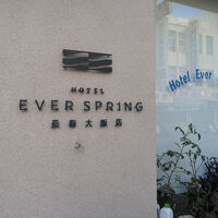 フロントも広くて明るい印象。