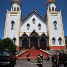 ルーテンのオールド・カテドラル。中も立派！
