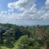 部屋から日本海側を望む