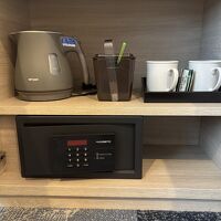 ポット、コップ、セキュリティボックス