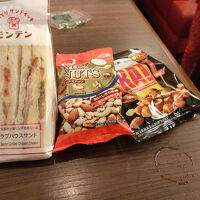 関西国際空港 国際線 カードメンバーズラウンジ アネックス六甲