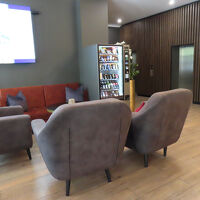 ロビーに自販機があります