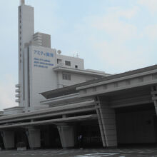 アミティ舞洲（大阪市舞洲障がい者スポーツセンター）