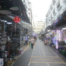 クローントム (泥棒市場)