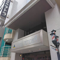 外観はやや古めですが、部屋はしっかりと綺麗です。