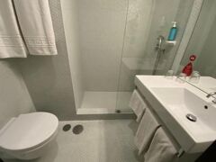 ムーヴ ホテル エヴォラ 写真