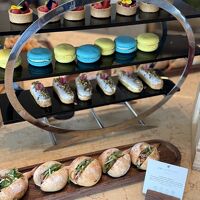 ラウンジ　アフタヌーンティー　ミニバインミーもあります