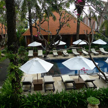 グリヤ サントリアン エイ ビーチ リゾート