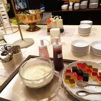 デザートもまあまあある