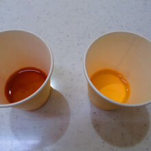 左が一番搾り麦汁、右が二番搾り麦汁