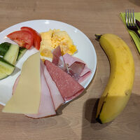 充実したビュッフェですが、食欲がなかったので軽めにしました