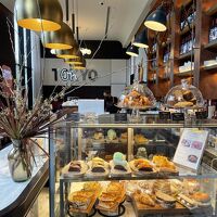 1Fの人気カフェ『THE JONES CAFE & BAR』