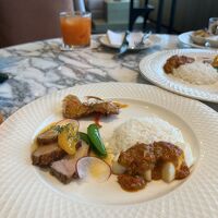 クラブラウンジのカクテルタイム