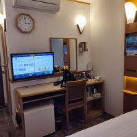 テレビは動画配信が見られます。32インチ