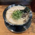 博多No1と呼び声高い豚骨ラーメン