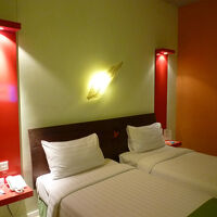 シンプルですが清潔感あるお部屋でした。