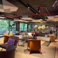 レセプションフロア　カラフル！