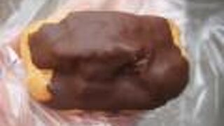 エクレア６０円のおいしさにびっくり