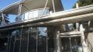 茅ヶ崎市美術館